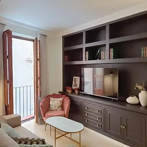 Pie De Torre Catedral Apartment
